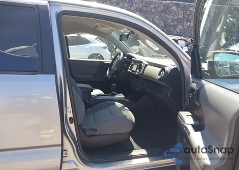 2017 Toyota Tacoma Sr V6 z USA, uszkodzony, nr VIN 3TMCZ5AN3HM120006